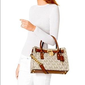 Michael Kors Hamilton to tote small - brand new